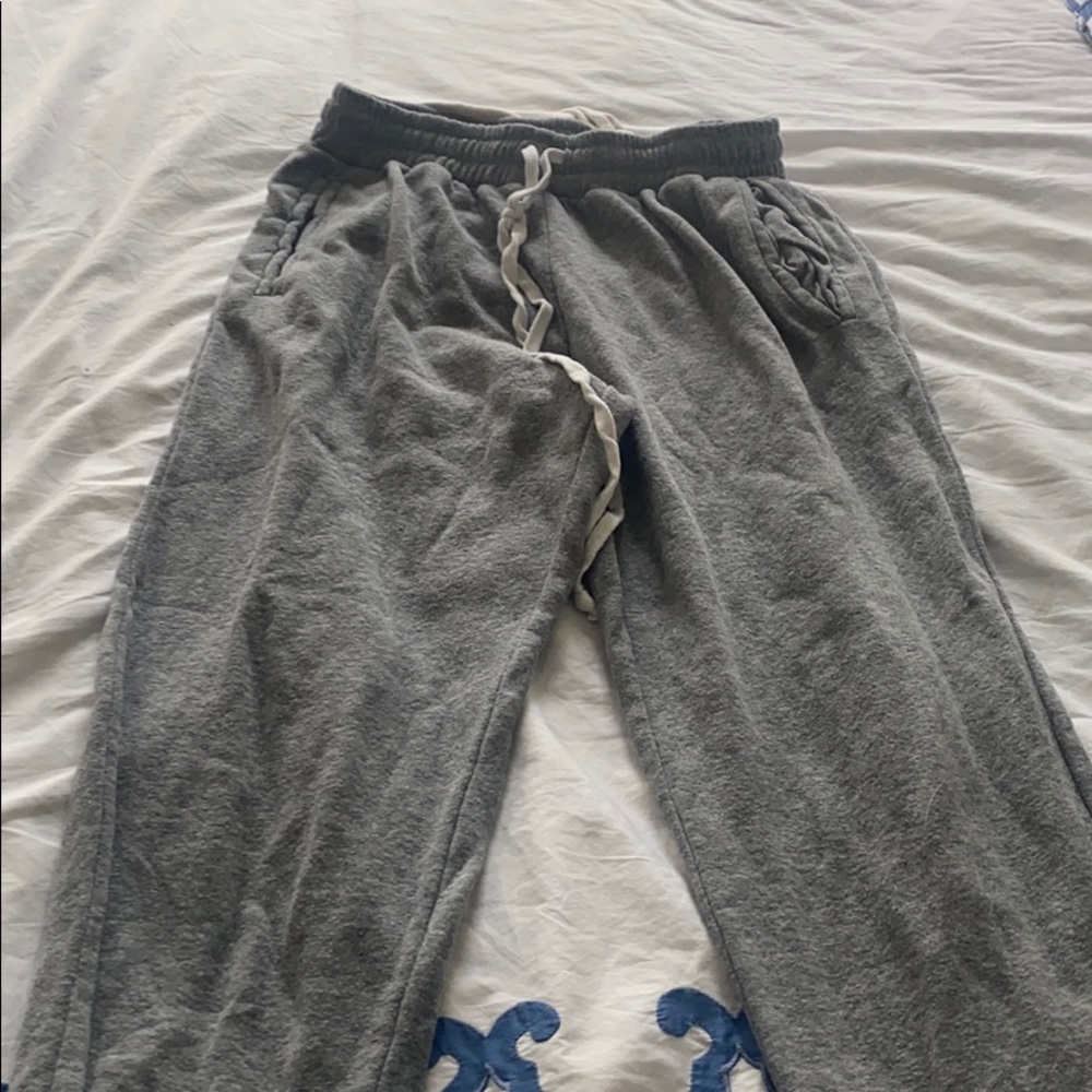 Classic brandy Rosa sweats!